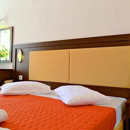 Ikaros (adults Only) 3* لاغاناس